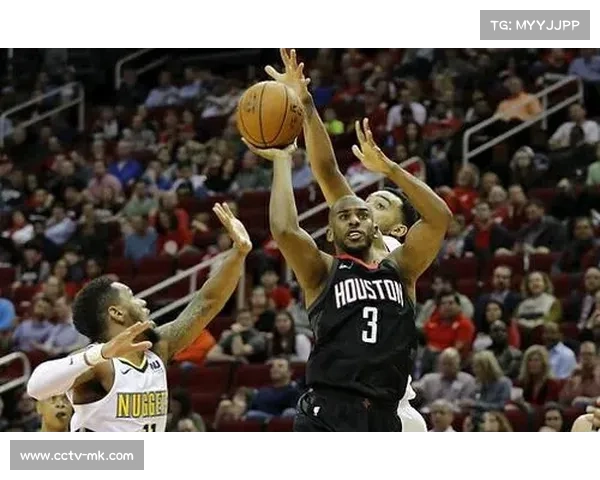 麦克斯·霍洛威称BMF头衔战为粉丝而打,期待精彩对决 麦克斯·霍洛威称BMF头衔战为粉丝而打,期待精彩对决